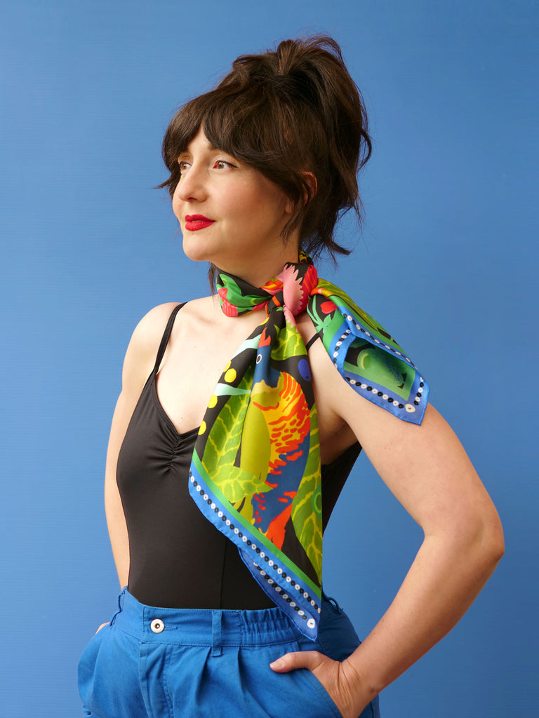 INTO THE GARDEN SCARF  ~ NEW