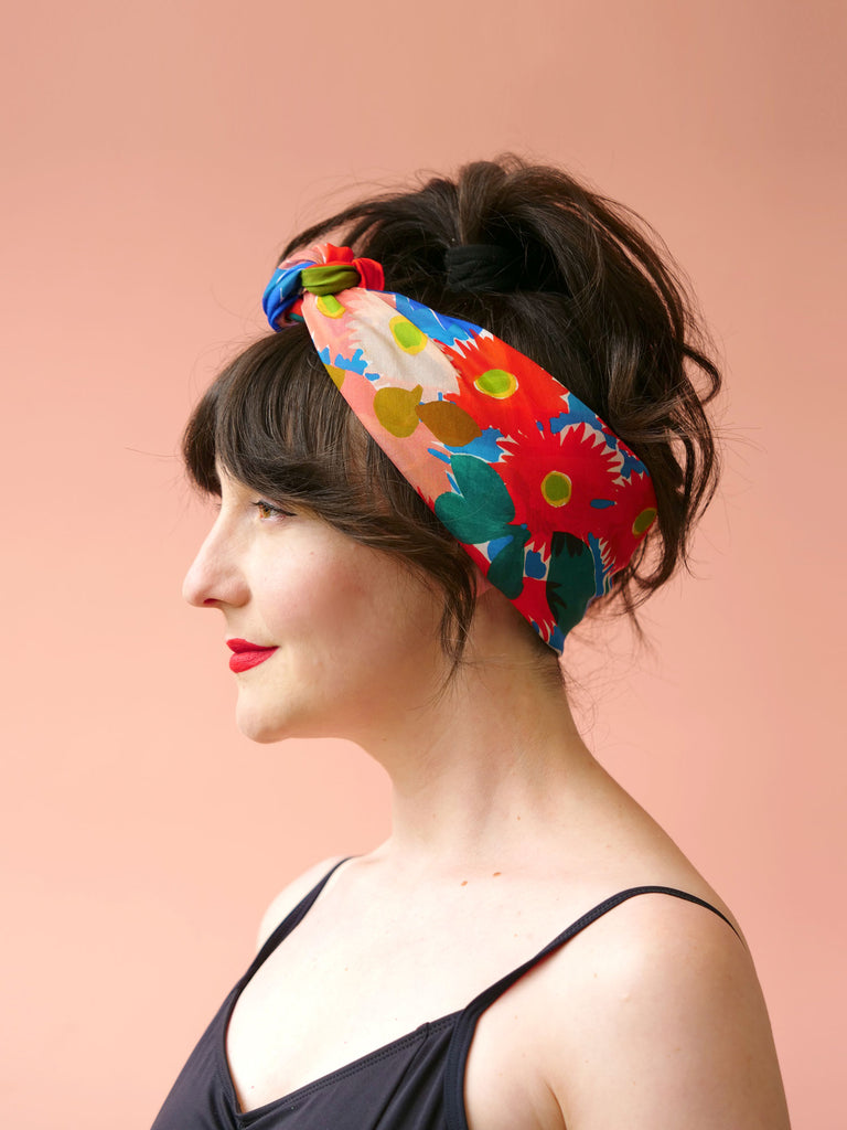 BUSH BLOOM RED - small scarf  ~ NEW