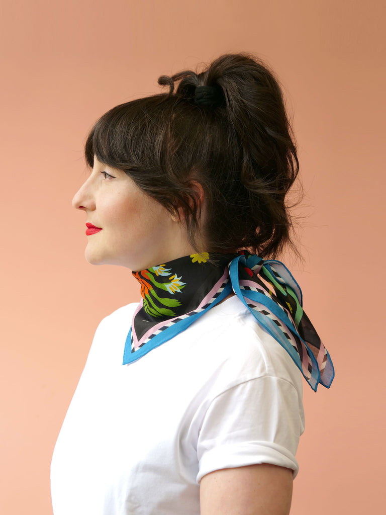 BUSH JAMBOREE - small scarf  ~ NEW